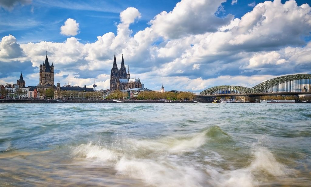 koeln panorama adobestock 270986440 2000